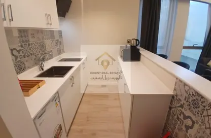 Apartment - Studio - 1 Bathroom for rent in Bin Al Sheikh Towers - Al Mirqab Al Jadeed - Doha