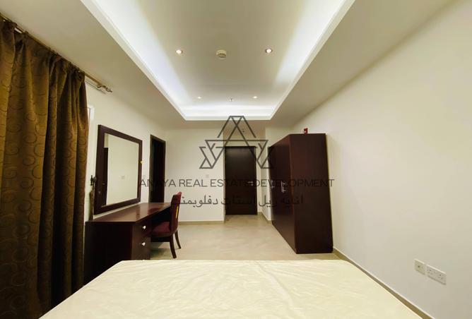 927219 - Property Image 3