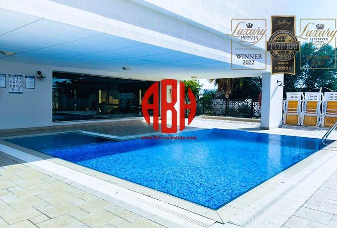 1002120 - Property Image 3