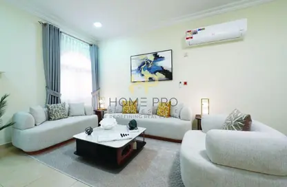 Apartment - 2 Bedrooms - 2 Bathrooms for rent in Al Khazin Street - Madinat Khalifa South - Madinat Khalifa - Doha