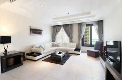 Apartment - 1 Bedroom - 2 Bathrooms for rent in East Porto Drive - Porto Arabia - The Pearl Island - Doha Apartment - 1 Bedroom - 2 Bathrooms for rent in East Porto Drive - Porto Arabia - The Pearl Island - Doha