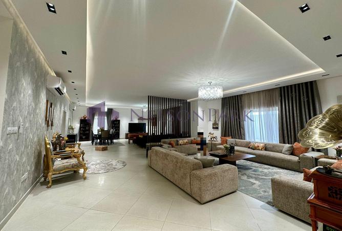 723114 - Property Image 3