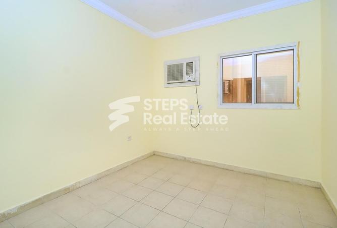 993939 - Property Image 2