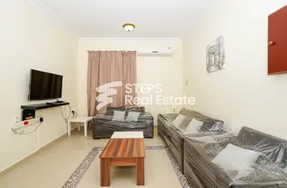 Living Room image for: Apartment - 1 Bedroom - 1 Bathroom for rent in Fereej Abdul Aziz - Fereej Abdul Aziz - Doha, Image 1