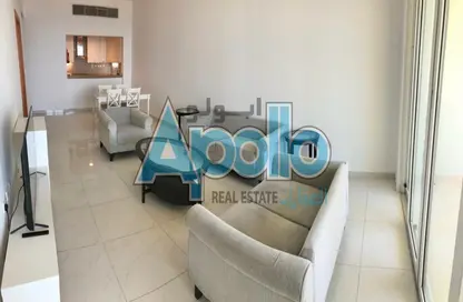 Living / Dining Room image for: Apartment - 2 Bedrooms - 3 Bathrooms for rent in Tower 29 - Viva Bahriyah - The Pearl Island - Doha, Image 1