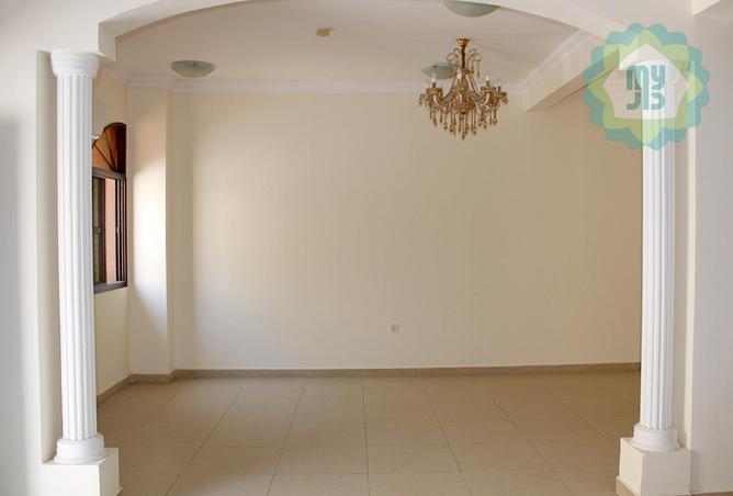 1004234 - Property Image 3