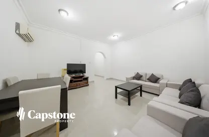 Apartment - 3 Bedrooms - 2 Bathrooms for rent in Al Mansoura - Al Mansoura - Doha