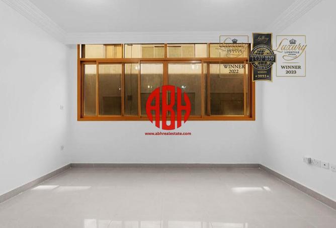 1009177 - Property Image 2