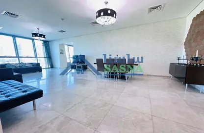 Apartment - 3 Bedrooms - 5 Bathrooms for rent in Zig Zag Tower A - Zig Zag Towers - West Bay - Doha