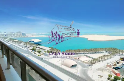Apartment - 2 Bedrooms - 3 Bathrooms for rent in Y Tower 14 - Marina District - Lusail