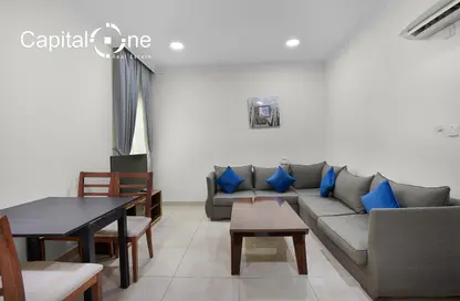 Apartment - 1 Bedroom - 2 Bathrooms for rent in Al Themar Street - Umm Ghuwailina - Doha