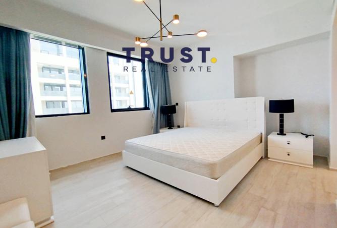 930262 - Property Image 2