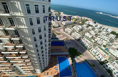 Apartment - 3 Bedrooms - 5 Bathrooms for sale in Floresta Gardens - Floresta Gardens - The Pearl Island - Doha