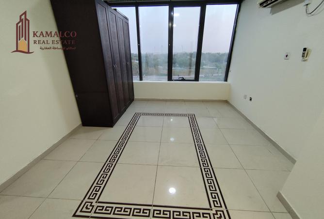 942444 - Property Image 3