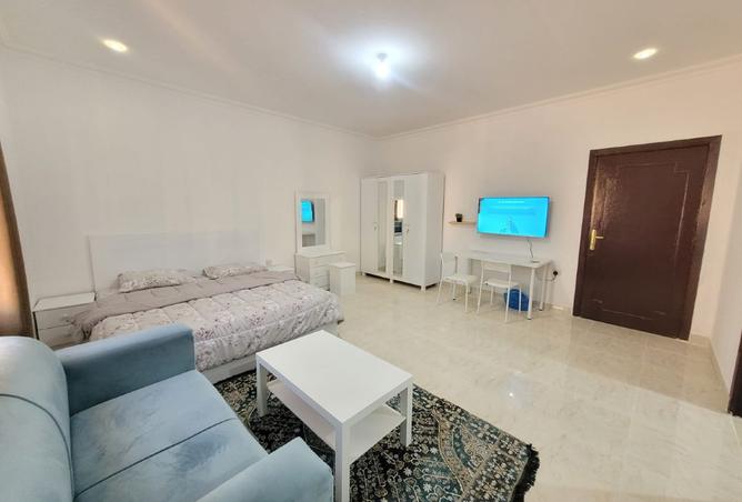 973010 - Property Image 2