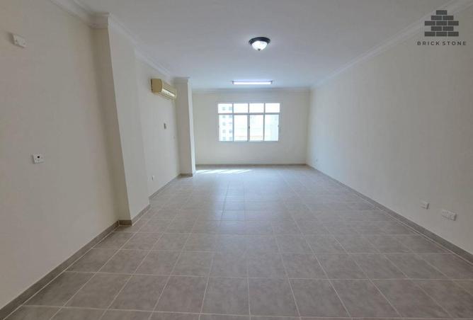 964621 - Property Main Image