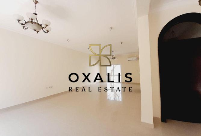 942091 - Property Image 3