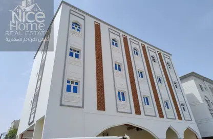 بناية كاملة - 2 غرف نوم - 2 حمامات للبيع في شارع المطار القديم - طريق المطار القديم - الدوحة