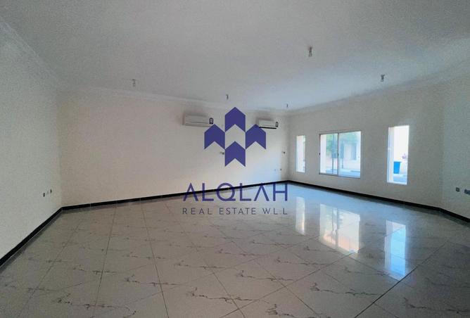 966914 - Property Image 3