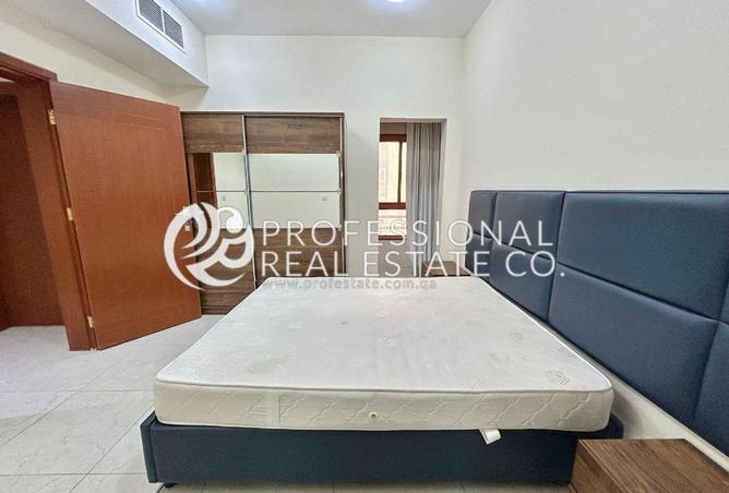 950593 - Property Image 2