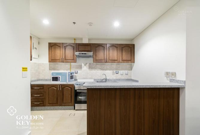 930981 - Property Image 2