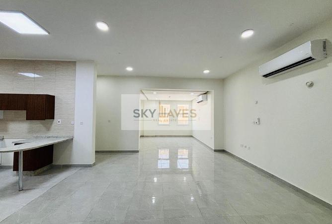 946663 - Property Image 2