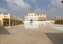 صورةمبنى خارجي لـ: فيلا - 8 غرف نوم - 8 حمامات للبيع في Al Sakhama - الدوحة, صورة 1