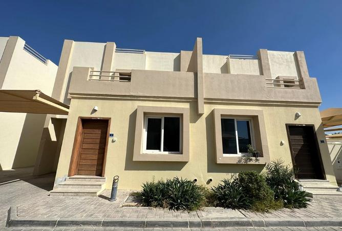 966564 - Property Image 2