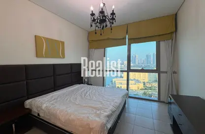 Apartment - 3 Bedrooms - 5 Bathrooms for rent in Zig Zag Towers - West Bay - Doha