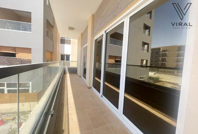 922529 - Property Image 2