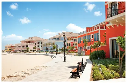 Townhouse - 3 Bedrooms - 5 Bathrooms for rent in Qanat Quartier - The Pearl Island - Doha