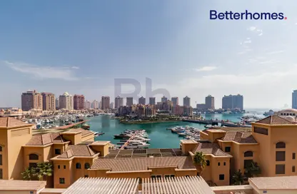 Apartment - 2 Bedrooms - 3 Bathrooms for rent in West Porto Drive - Porto Arabia - The Pearl Island - Doha