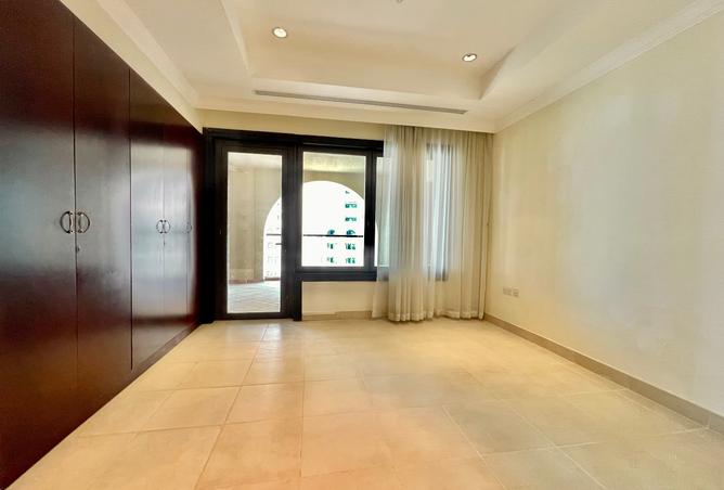 941130 - Property Image 3