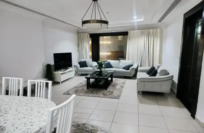 Apartment - 2 Bedrooms - 2 Bathrooms for rent in East Porto Drive - Porto Arabia - The Pearl Island - Doha