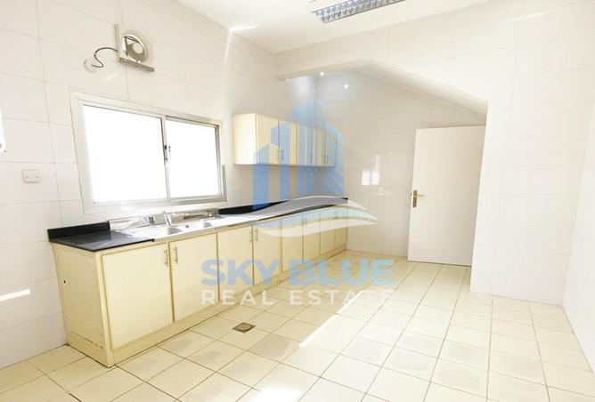 738219 - Property Image 3