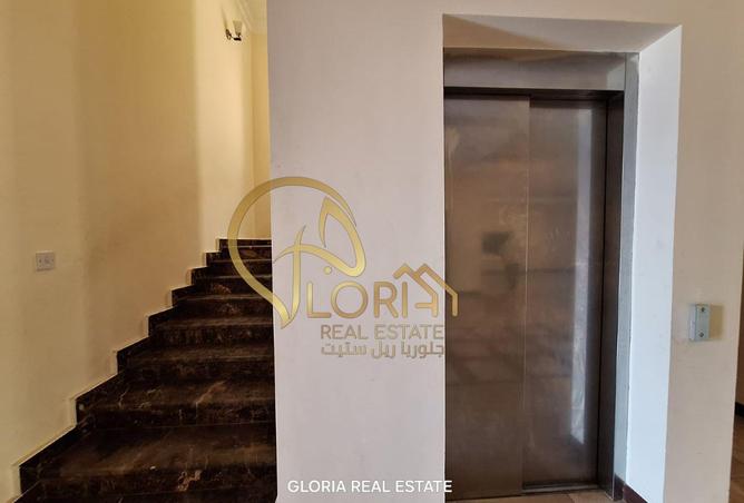 1005303 - Property Image 3