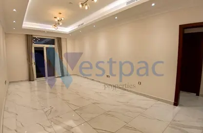 Apartment - 1 Bedroom - 2 Bathrooms for rent in Floresta Gardens - Floresta Gardens - The Pearl Island - Doha Apartment - 1 Bedroom - 2 Bathrooms for rent in Floresta Gardens - Floresta Gardens - The Pearl Island - Doha