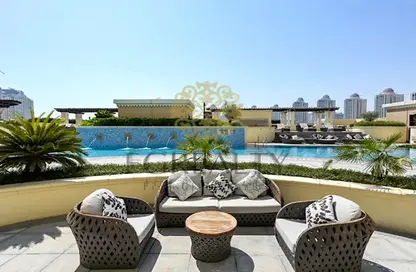 Apartment - 1 Bedroom - 2 Bathrooms for rent in West Porto Drive - Porto Arabia - The Pearl Island - Doha