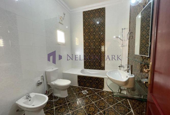 927564 - Property Image 2