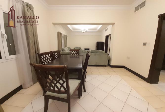 932180 - Property Image 2