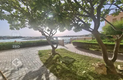 فيلا - 4 غرف نوم - 5 حمامات للايجار في البوابة الشرقية - بحيرة وست لاجون - الدوحة