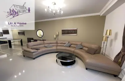 Apartment - 2 Bedrooms - 3 Bathrooms for rent in West Bay Tower - West Bay - West Bay - Doha