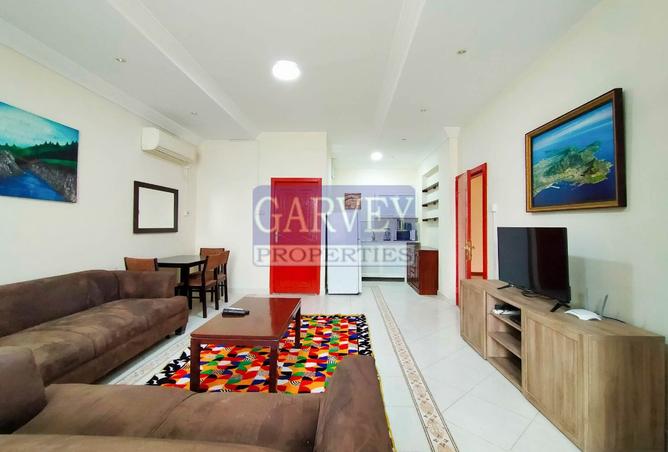 978570 - Property Image 2