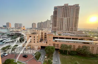 Apartment - 2 Bedrooms - 3 Bathrooms for rent in Tower 8 - Porto Arabia - The Pearl Island - Doha