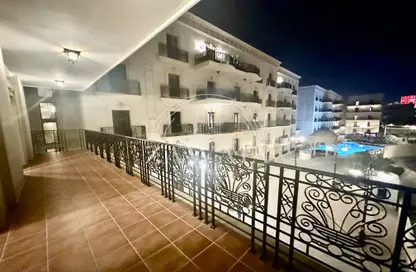 Apartment - 1 Bedroom - 1 Bathroom for rent in Pavilion - Lusail