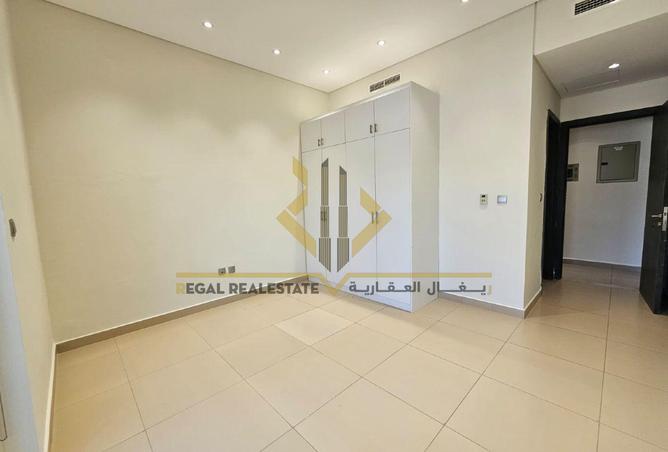 947894 - Property Image 3