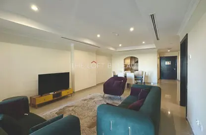 Apartment - 1 Bedroom - 2 Bathrooms for rent in West Porto Drive - Porto Arabia - The Pearl Island - Doha