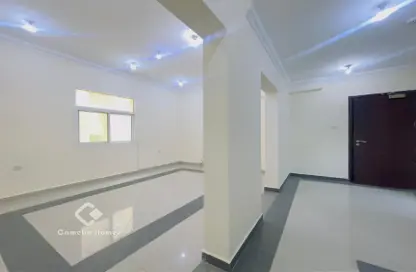 Apartment - 3 Bedrooms - 3 Bathrooms for rent in Muntazah 7 - Al Muntazah - Doha