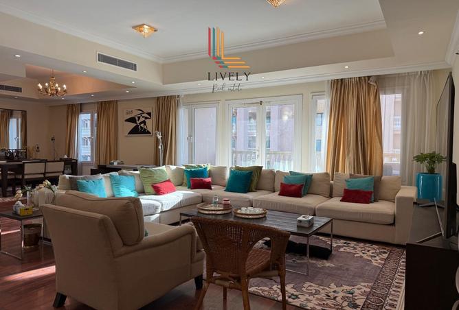 953112 - Property Image 3