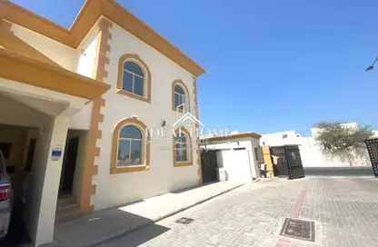 Villa - 4 Bedrooms - 3 Bathrooms for rent in Old Airport Road - Old Airport Road - Doha
